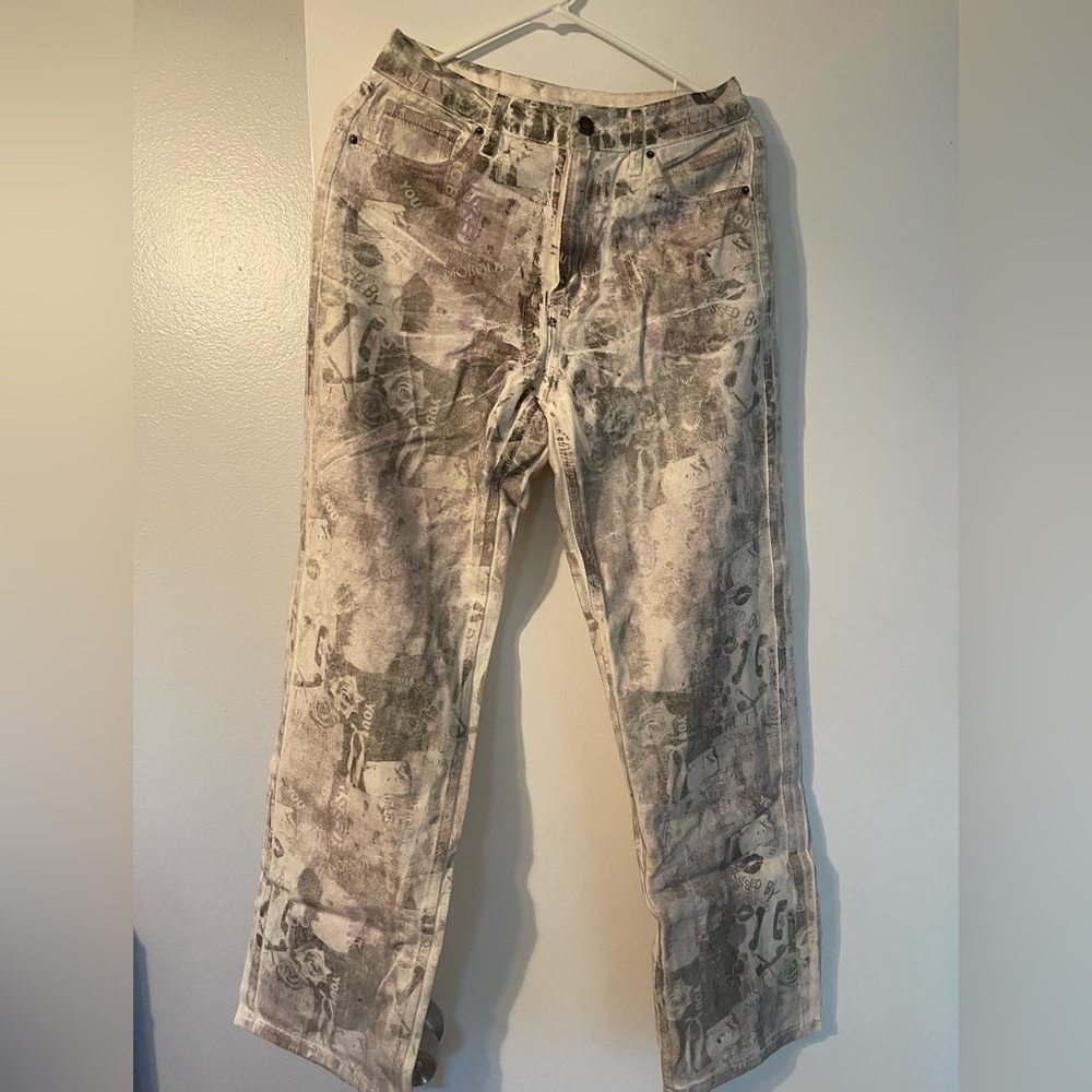 “NEWSPAPER” JEANS SIZE 27